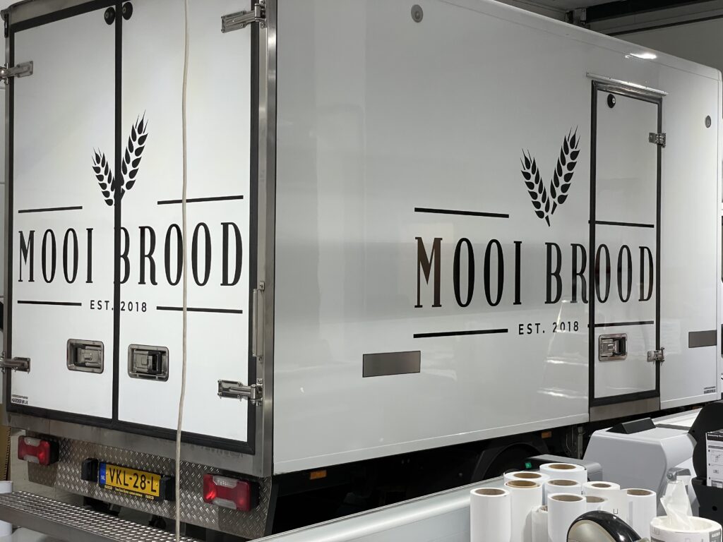 Mooi Brood belettering