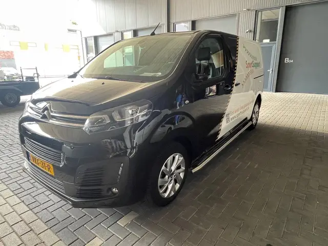 Carwrap SportSupport Haarlem voorzijde